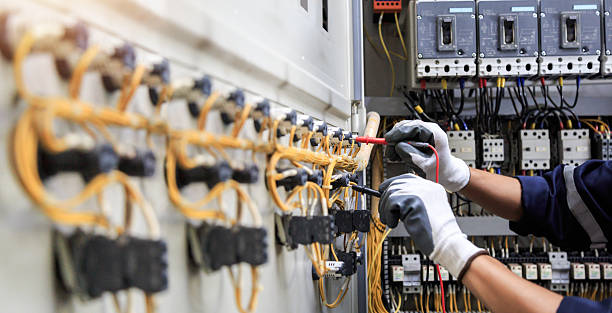 Professional Electrician technician working in North Plains, OR